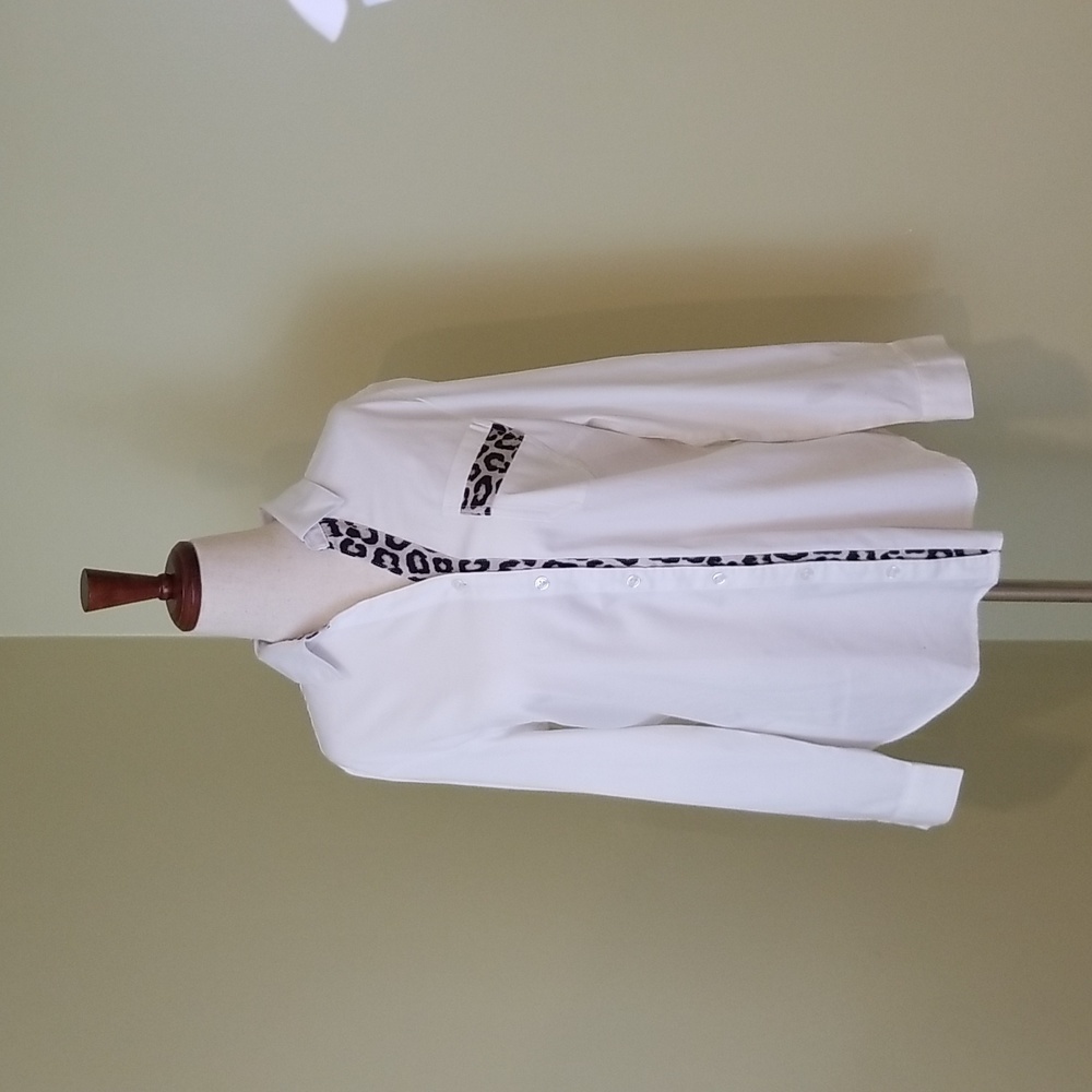 Chico's White Button Down Long Sleeve Shirt With Cheetah Design Size 8